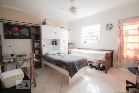 Casa à venda com 80m², 3 quartos e 1 vagaquarto 2