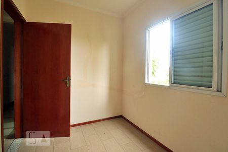Apartamento à venda com 180m², 3 quartos e 2 vagasQuarto 2