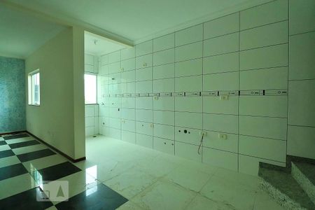 Apartamento à venda com 180m², 3 quartos e 2 vagasCozinha e Área de Serviço