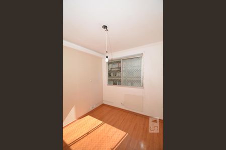 Apartamento à venda com 78m², 3 quartos e 1 vagaQuarto 2