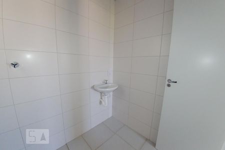 Apartamento para alugar com 57m², 2 quartos e 1 vaga Apartamento para alugar com 57m², 2 quartos e 1 vagaBanheiro
