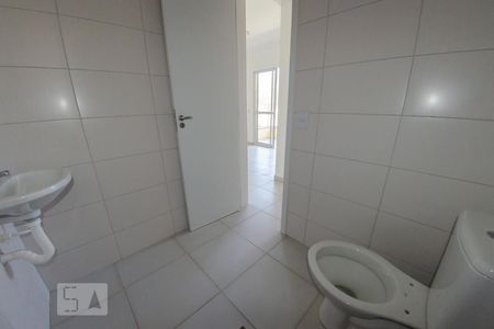 Apartamento para alugar com 57m², 2 quartos e 1 vaga Apartamento para alugar com 57m², 2 quartos e 1 vagaBanheiro