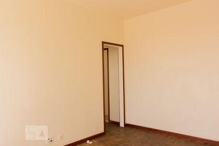 Sala de apartamento para alugar com 2 quartos, 80m² em Irajá, Rio de Janeiro