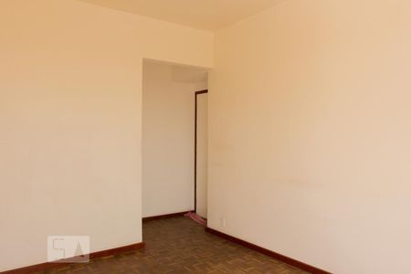 Sala de apartamento para alugar com 2 quartos, 80m² em Irajá, Rio de Janeiro
