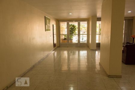 Apartamento à venda com 80m², 2 quartos e 1 vagaÁrea comum