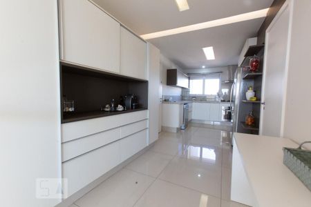 Apartamento à venda com 211m², 3 quartos e 3 vagasCozinha