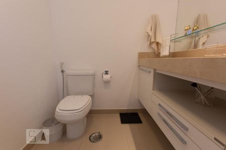 Apartamento à venda com 211m², 3 quartos e 3 vagasBanheiro Suíte 1