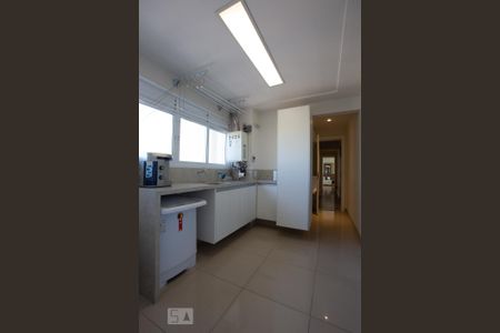 Apartamento à venda com 211m², 3 quartos e 3 vagasÁrea de serviço