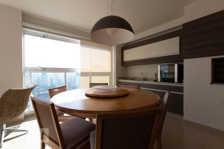 Apartamento à venda com 211m², 3 quartos e 3 vagasVaranda gourmet