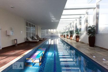 Apartamento à venda com 211m², 3 quartos e 3 vagasPiscina coberta