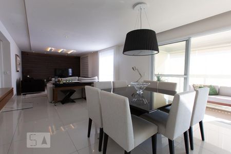 Apartamento à venda com 211m², 3 quartos e 3 vagasSala