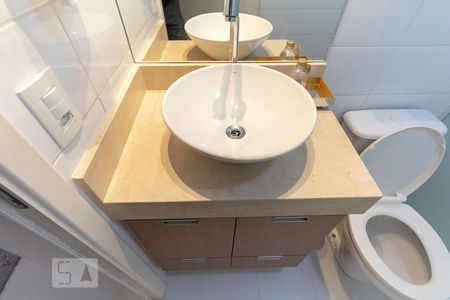 Apartamento para alugar com 65m², 2 quartos e 1 vagaBanheiro