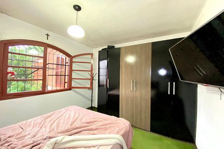 Casa à venda com 100m², 3 quartos e 3 vagas Casa à venda com 100m², 3 quartos e 3 vagasQuarto 3