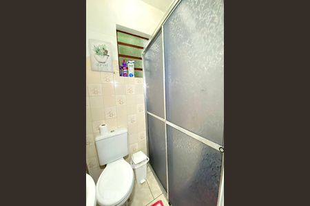 Casa à venda com 100m², 3 quartos e 3 vagas Casa à venda com 100m², 3 quartos e 3 vagasBanheiro