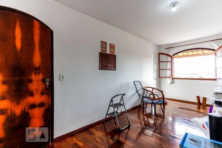 Casa à venda com 240m², 3 quartos e 4 vagasQuarto 3