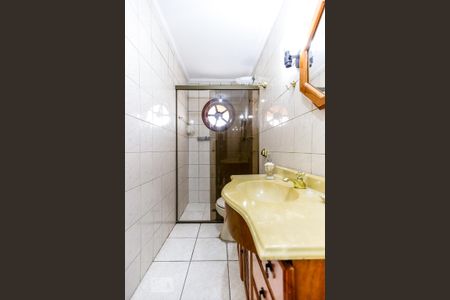 Casa à venda com 240m², 3 quartos e 4 vagasBanheiro