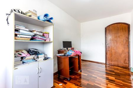 Casa à venda com 240m², 3 quartos e 4 vagasQuarto 2