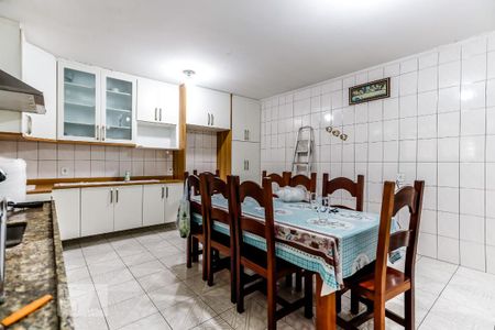 Casa à venda com 240m², 3 quartos e 4 vagasCozinha