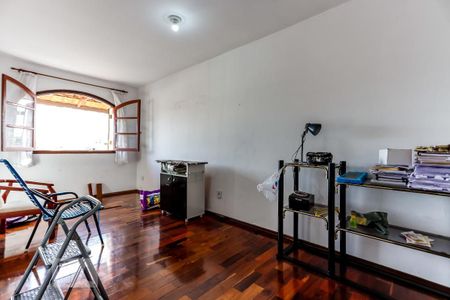 Casa à venda com 240m², 3 quartos e 4 vagasQuarto 3