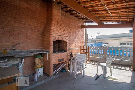 Casa à venda com 277m², 3 quartos e 5 vagas Casa à venda com 277m², 3 quartos e 5 vagasÁrea comum - Churrasqueira