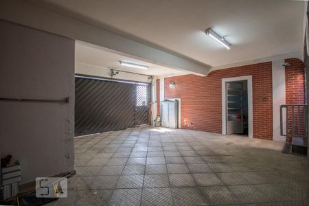 Casa à venda com 277m², 3 quartos e 5 vagas Casa à venda com 277m², 3 quartos e 5 vagasGaragem 1