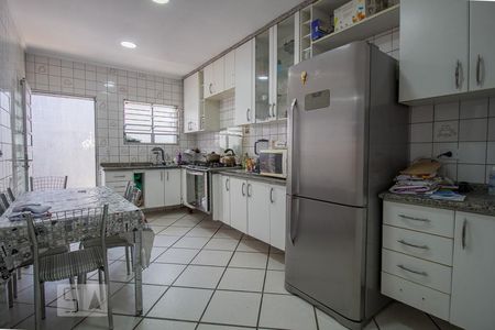 Casa à venda com 277m², 3 quartos e 5 vagas Casa à venda com 277m², 3 quartos e 5 vagasCozinha