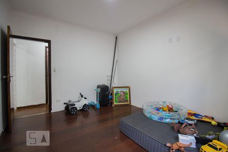 Casa à venda com 277m², 3 quartos e 5 vagas Casa à venda com 277m², 3 quartos e 5 vagasQuarto 2