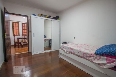 Casa à venda com 277m², 3 quartos e 5 vagas Casa à venda com 277m², 3 quartos e 5 vagasQuarto 1