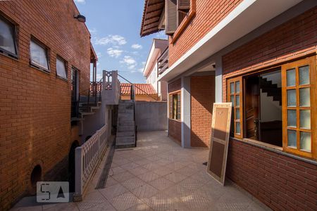Casa à venda com 277m², 3 quartos e 5 vagas Casa à venda com 277m², 3 quartos e 5 vagasQuintal