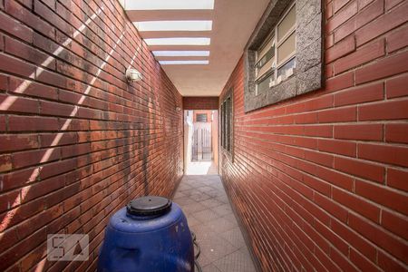 Casa à venda com 277m², 3 quartos e 5 vagas Casa à venda com 277m², 3 quartos e 5 vagasCorredor