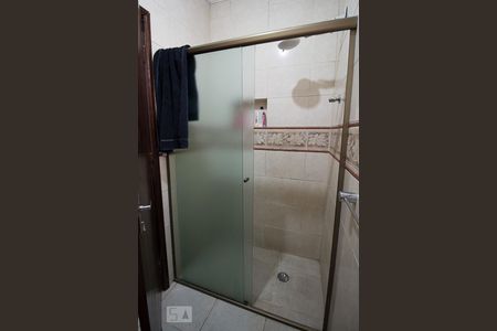 Casa à venda com 277m², 3 quartos e 5 vagas Casa à venda com 277m², 3 quartos e 5 vagasBanheiro