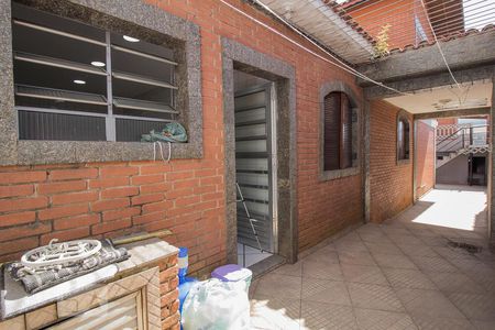 Casa à venda com 277m², 3 quartos e 5 vagas Casa à venda com 277m², 3 quartos e 5 vagasQuintal