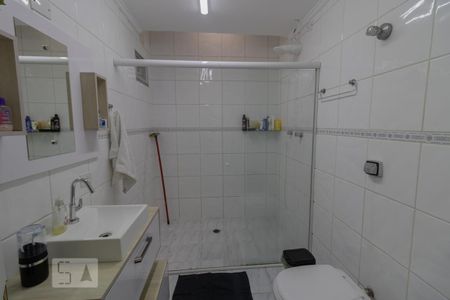 Casa à venda com 147m², 3 quartos e 2 vagas Casa à venda com 147m², 3 quartos e 2 vagasBanheiro Social