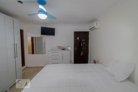 Casa à venda com 147m², 3 quartos e 2 vagas Casa à venda com 147m², 3 quartos e 2 vagasSuíte