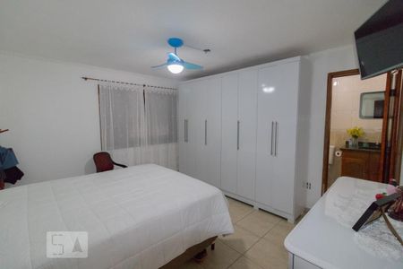 Casa à venda com 147m², 3 quartos e 2 vagas Casa à venda com 147m², 3 quartos e 2 vagasSuíte