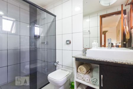 Apartamento à venda com 200m², 2 quartos e 2 vagas Apartamento à venda com 200m², 2 quartos e 2 vagasBanheiro da Suíte