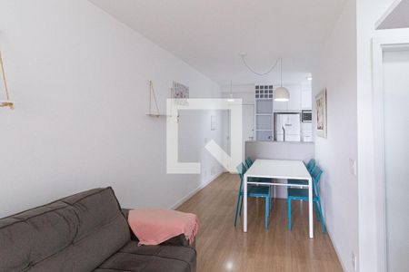 Sala de apartamento para alugar com 2 quartos, 58m² em Quitaúna, Osasco