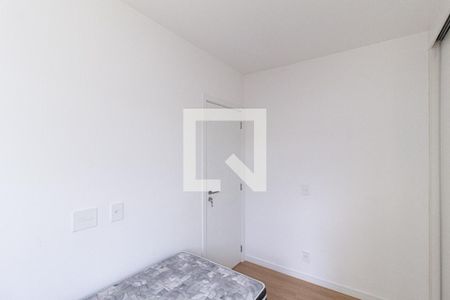 Quarto  de apartamento para alugar com 2 quartos, 58m² em Quitaúna, Osasco