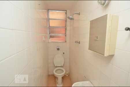 Apartamento à venda com 135m², 4 quartos e 1 vagaBanheiro de Serviço