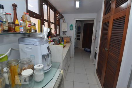 Apartamento à venda com 135m², 4 quartos e 1 vagaCozinha