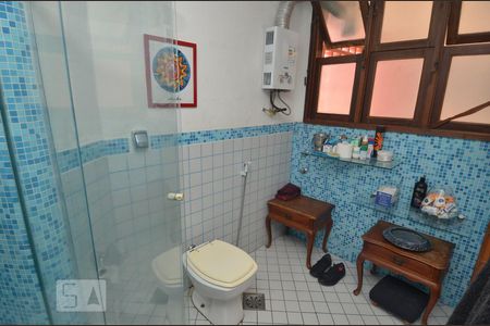 Apartamento à venda com 135m², 4 quartos e 1 vagaBanheiro 2