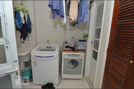 Apartamento à venda com 135m², 4 quartos e 1 vagaÁrea de Serviço