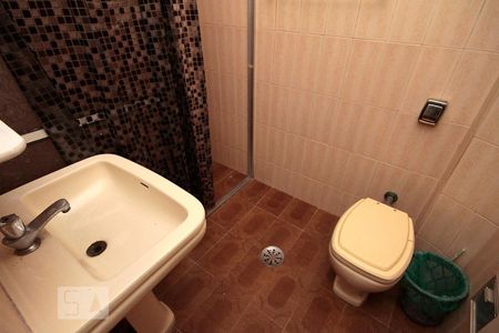 Apartamento para alugar com 70m², 2 quartos e sem vagaBanheiro