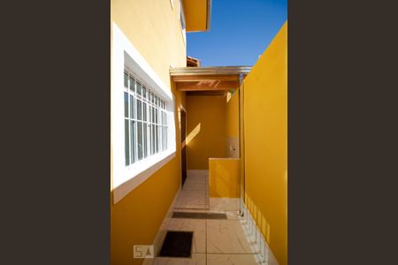 Casa para alugar com 120m², 2 quartos e 2 vagas Casa para alugar com 120m², 2 quartos e 2 vagasÁrea de Serviço