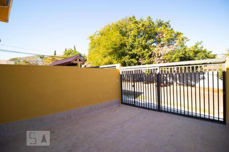 Casa para alugar com 120m², 2 quartos e 2 vagas Casa para alugar com 120m², 2 quartos e 2 vagasQuintal