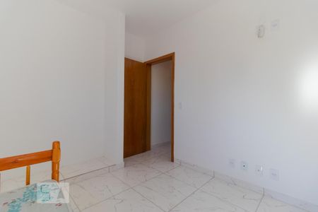 Casa para alugar com 120m², 2 quartos e 2 vagas Casa para alugar com 120m², 2 quartos e 2 vagasSuíte 02