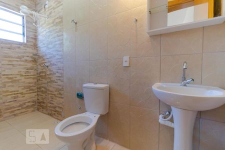 Casa para alugar com 120m², 2 quartos e 2 vagas Casa para alugar com 120m², 2 quartos e 2 vagasBanheiro da Suíte 01