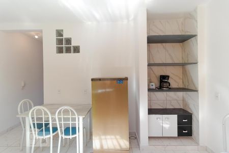 Casa para alugar com 120m², 2 quartos e 2 vagas Casa para alugar com 120m², 2 quartos e 2 vagasCozinha