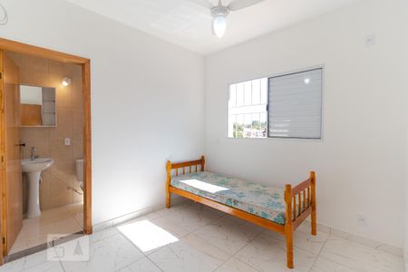 Casa para alugar com 120m², 2 quartos e 2 vagas Casa para alugar com 120m², 2 quartos e 2 vagasSuíte 02