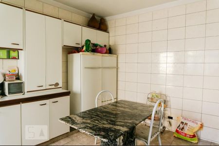 Casa à venda com 230m², 3 quartos e 3 vagasCozinha